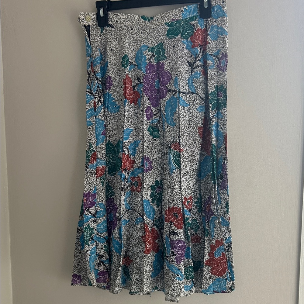 💗 Vintage Floral Patterned Skirt